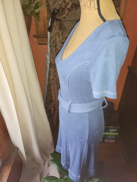 Scoop V-Neck Light Blue Belted Knit Dress - Picture 2 of 6